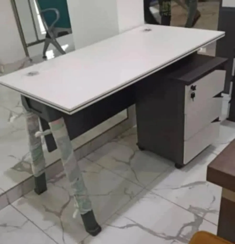 1.2 Meter  Modern Office Desk