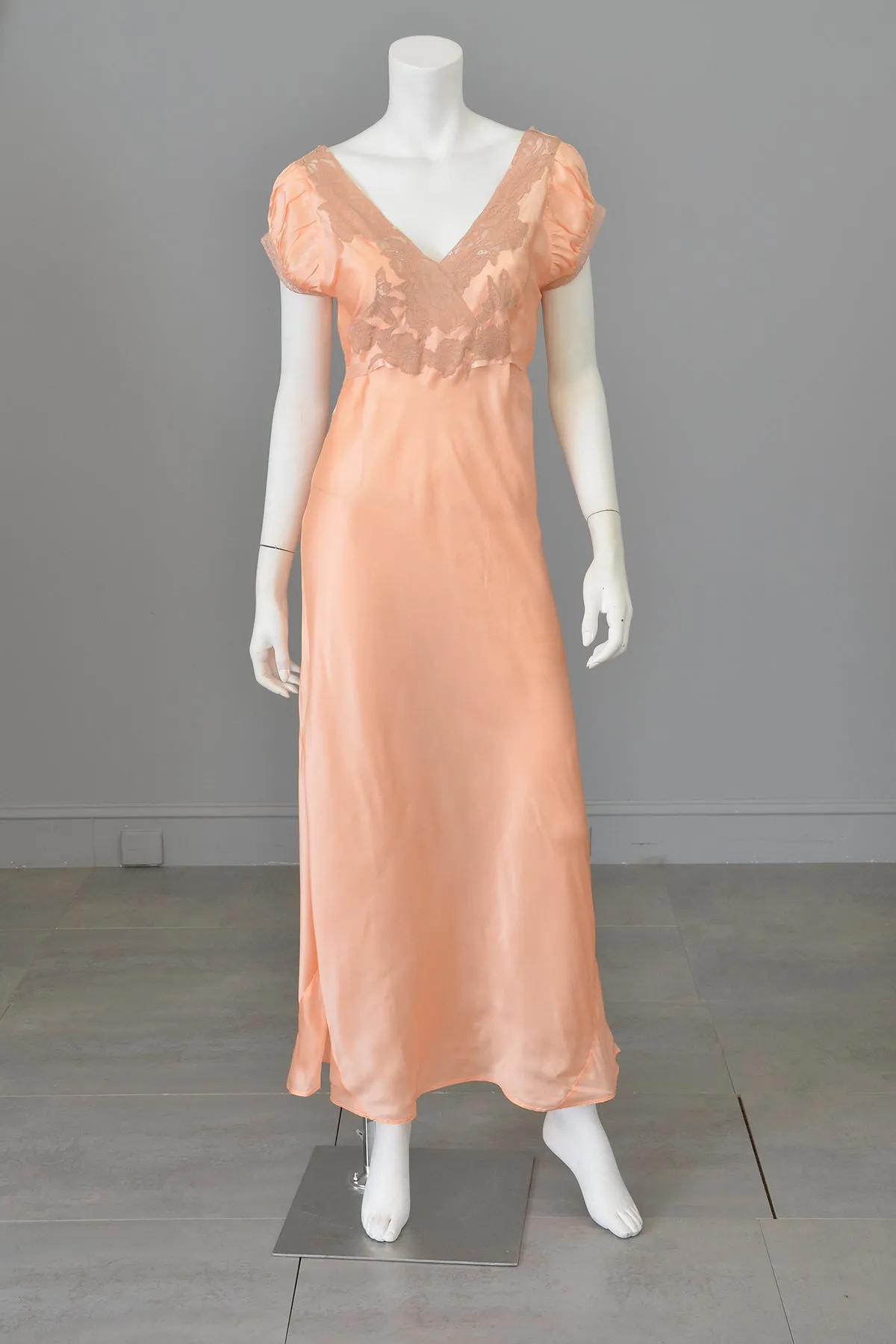 1930s Peach Negligee Nightgown -  As Is
