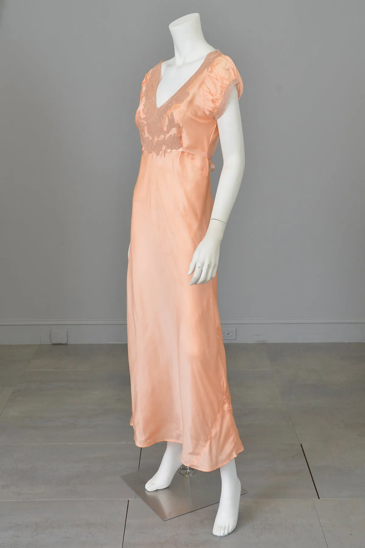 1930s Peach Negligee Nightgown -  As Is
