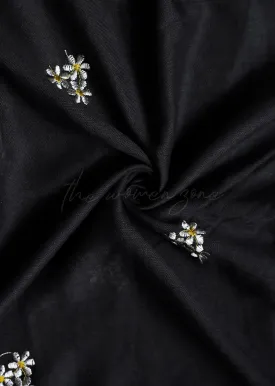 Arwah Embroidered - Black