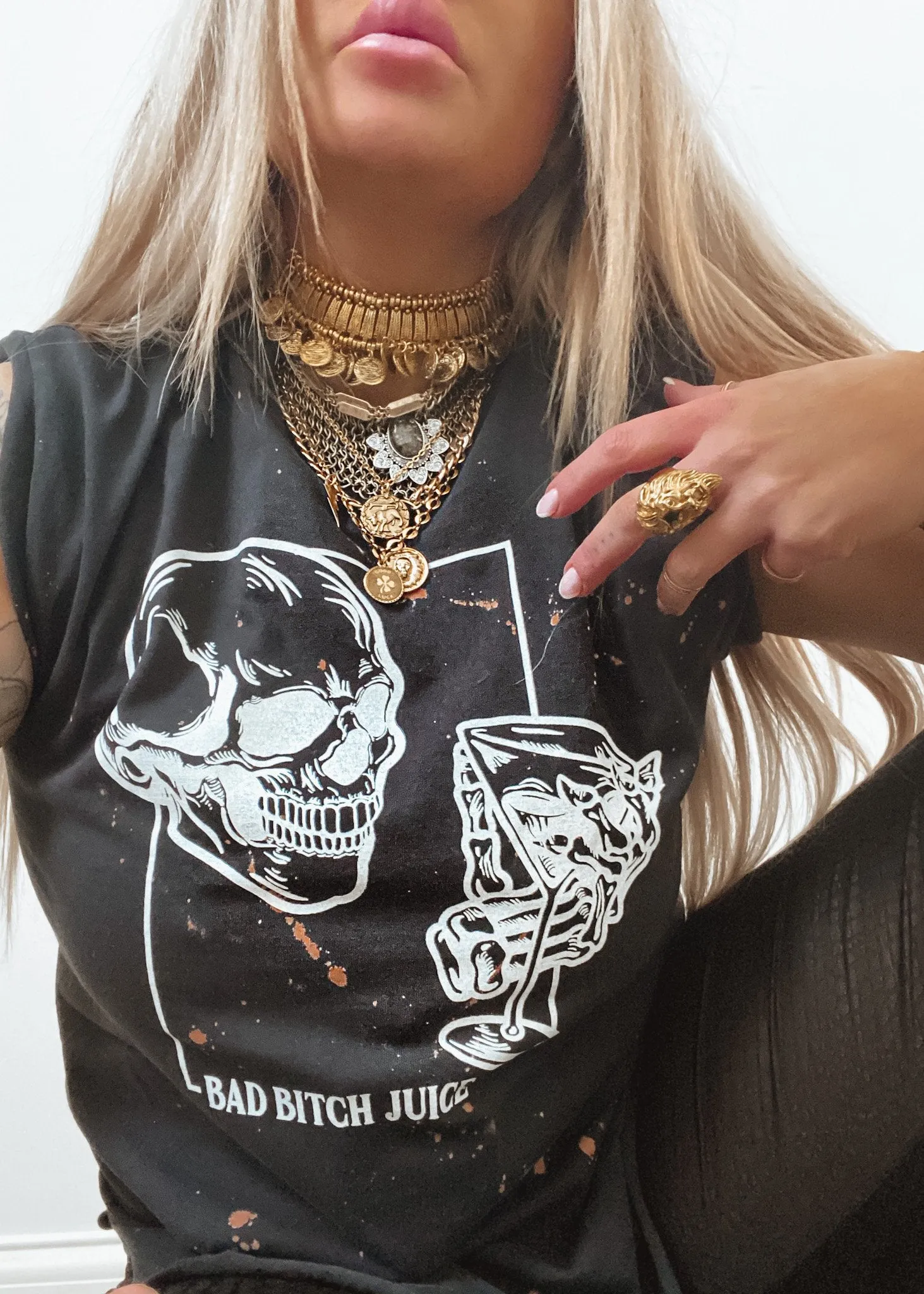 BAD BITCH JUICE BLEACHED OUT SIDE SLIT TEE