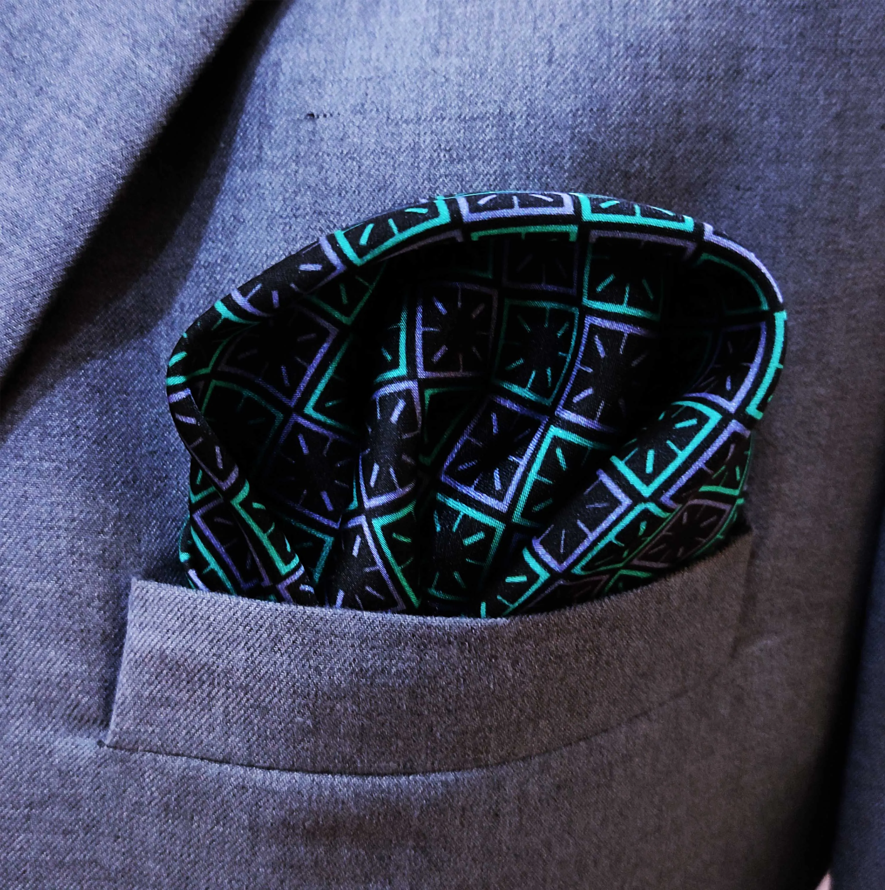 GEOMETRIC PRINT -  SILK POCKET SQUARES