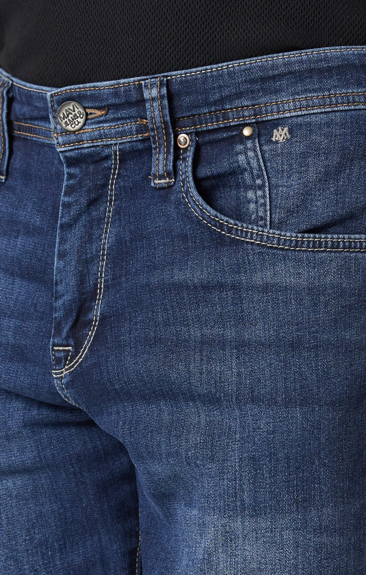 MATT RELAXED STRAIGHT LEG IN MID INDIGO COOPER
