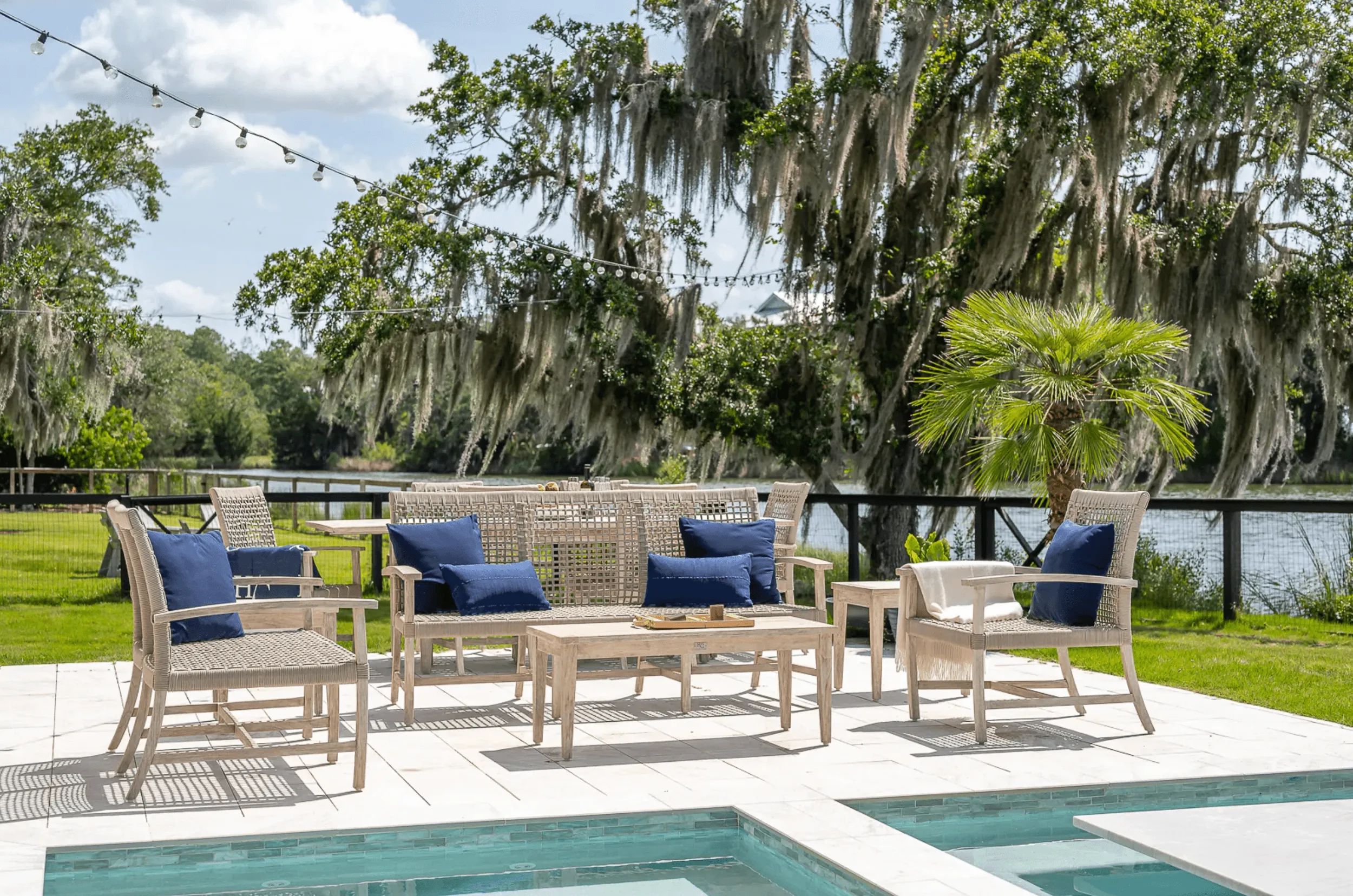 Seward 4-Piece Lounge Set