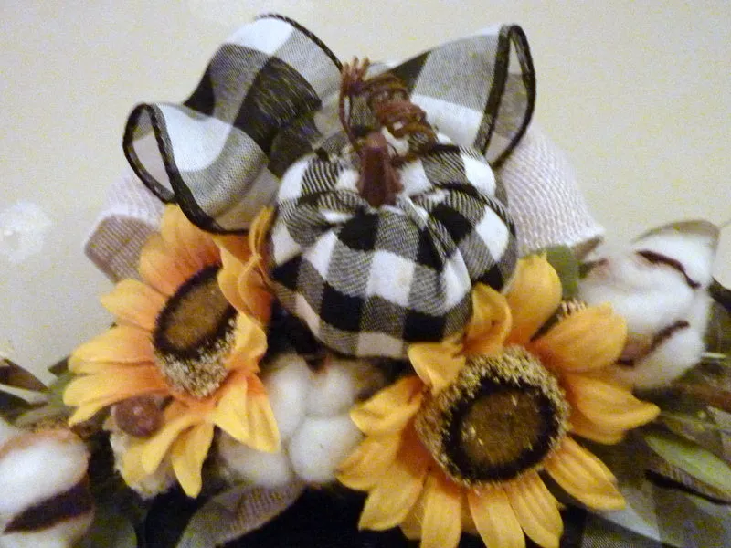 Wood hoop wreath, farmhouse decor, welcome sign, Buffalo Plaid Farmhouse wreath, pumpkin wreath